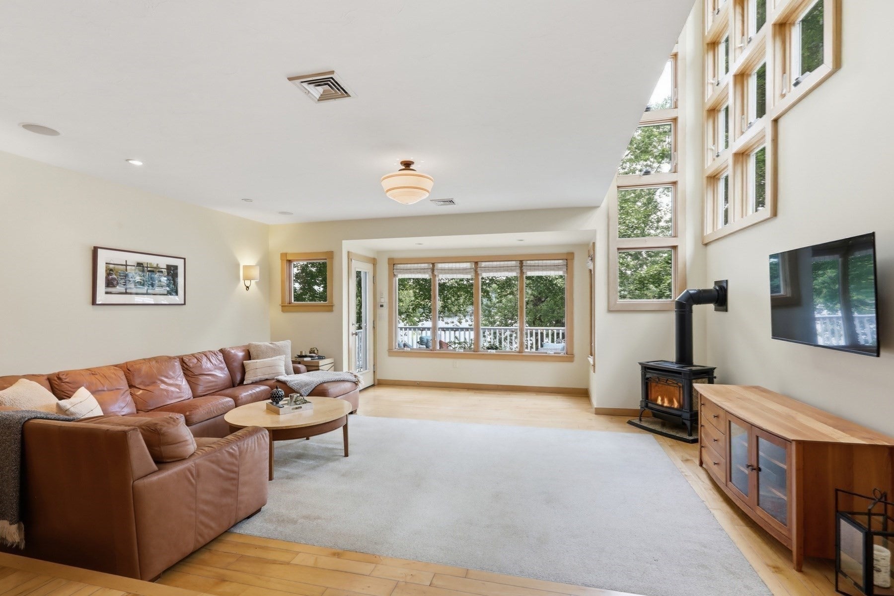 89 Dunstable RD, Westford, MA Photo #9