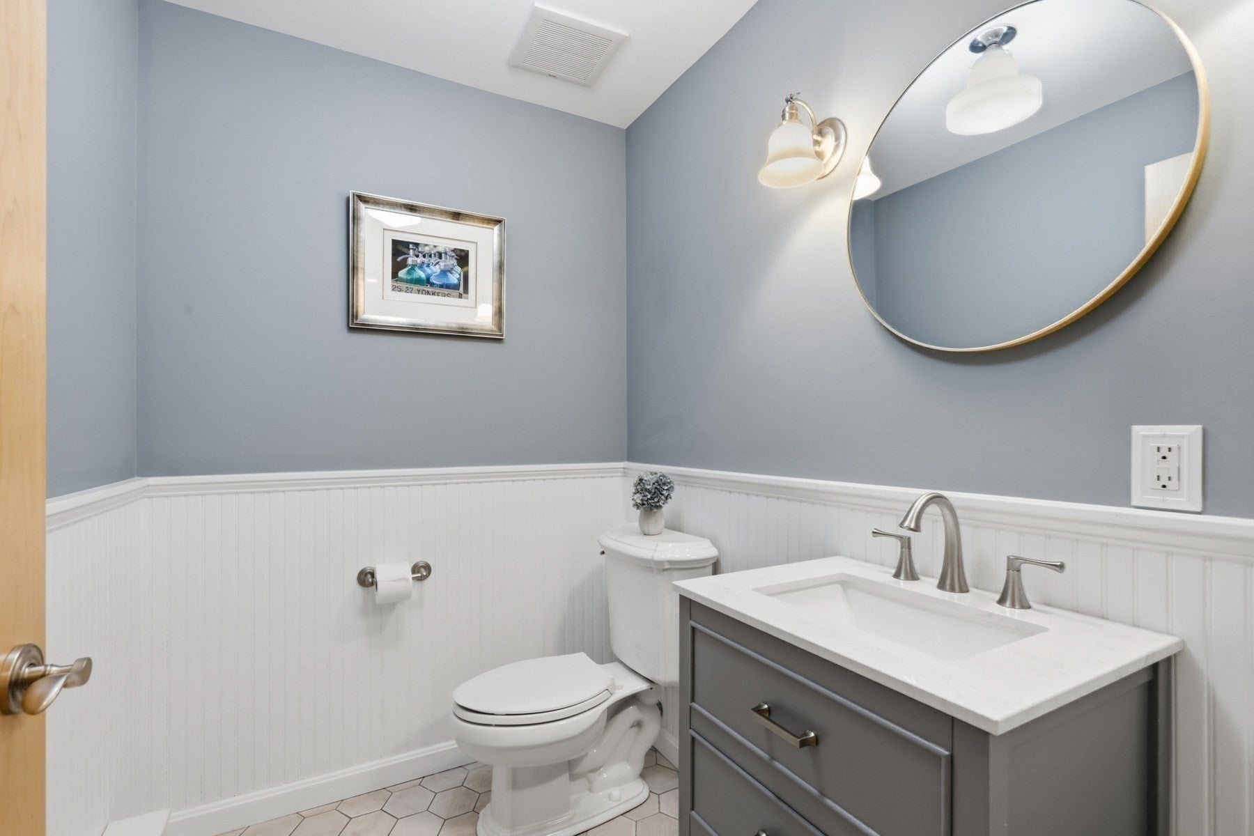89 Dunstable RD, Westford, MA Photo #12