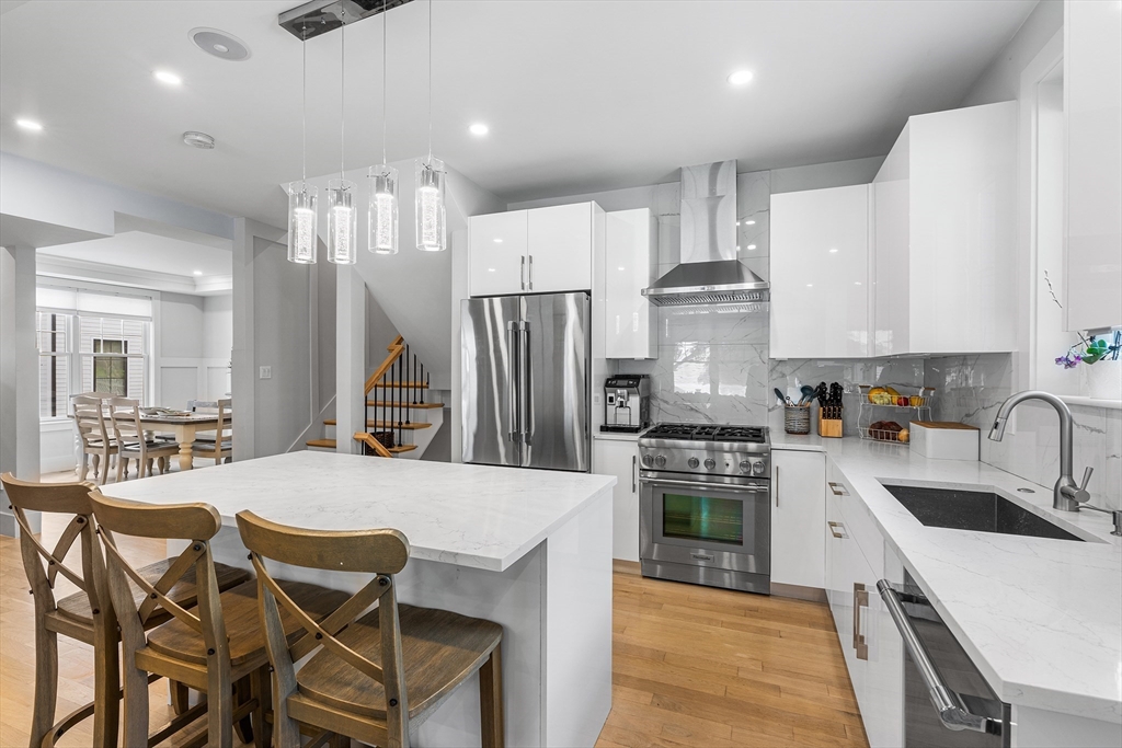 638 Webster St 638