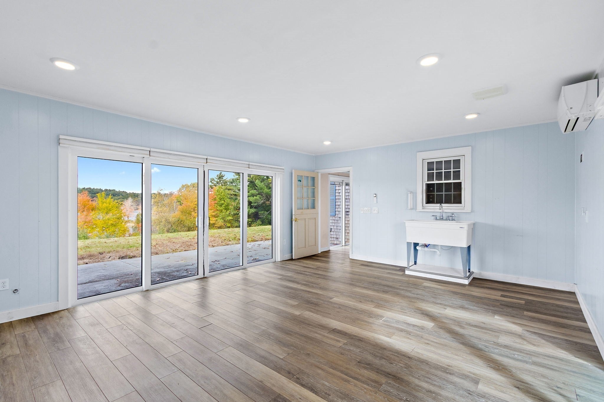 28 Lake St, Acushnet, MA Photo #13