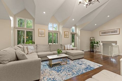 44 Eisenhower Dr Sharon MA 02067