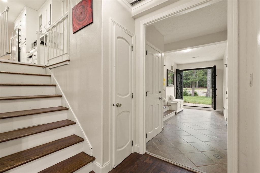 44 Eisenhower Dr