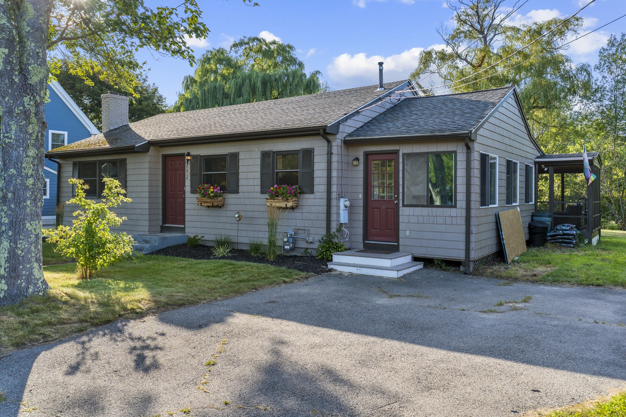 262 Main St