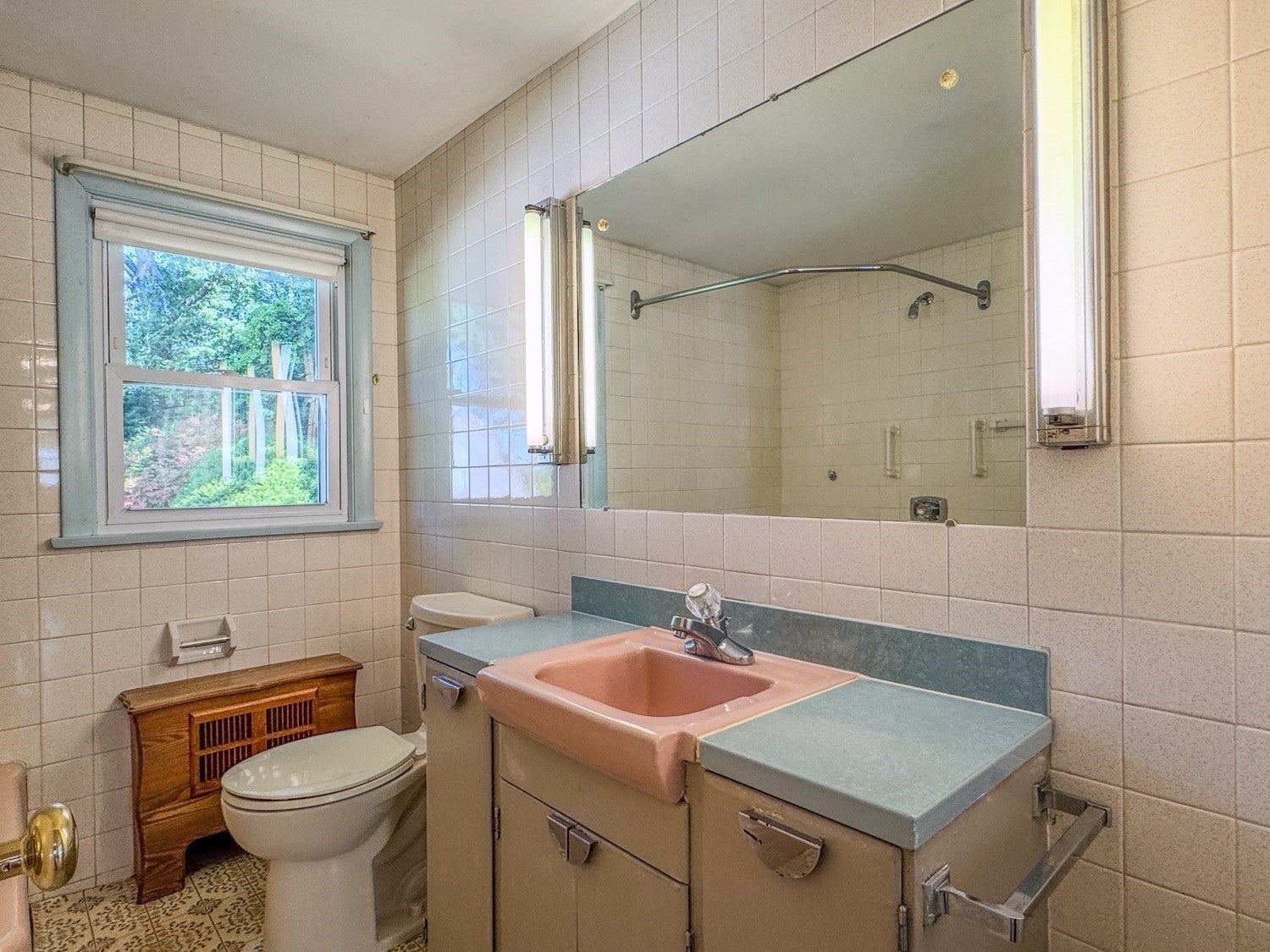 54 Dell Street, Montague, MA, 54 Dell Street, Montague, MA Photo #11