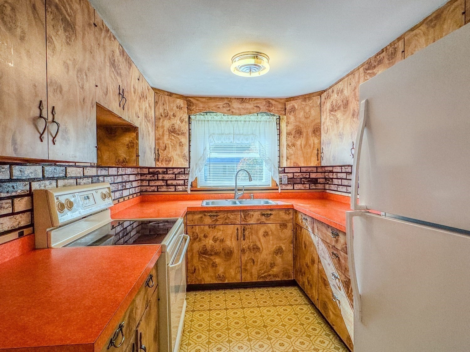 54 Dell Street, Montague, MA, 54 Dell Street, Montague, MA Photo #9