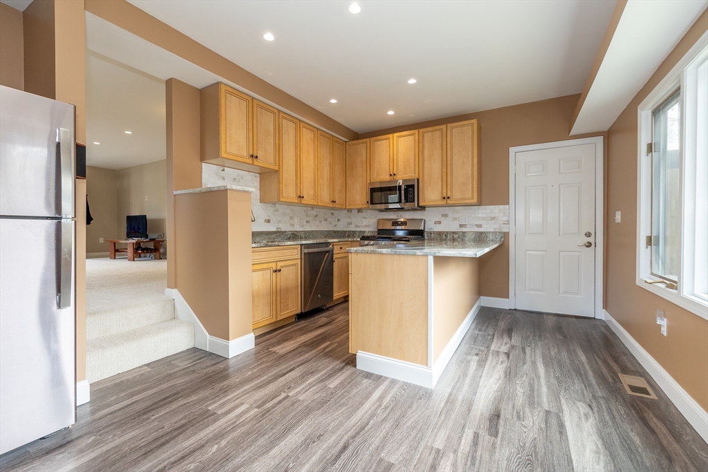 39-41 Neillian St 39