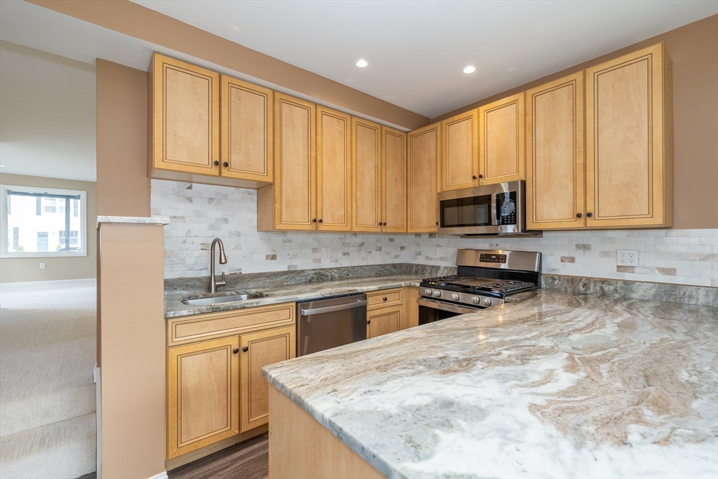 39-41 Neillian St 39