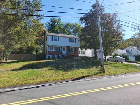 Photo of 1696 Liberty St, Braintree, MA 02184 (MLS # 73463137)