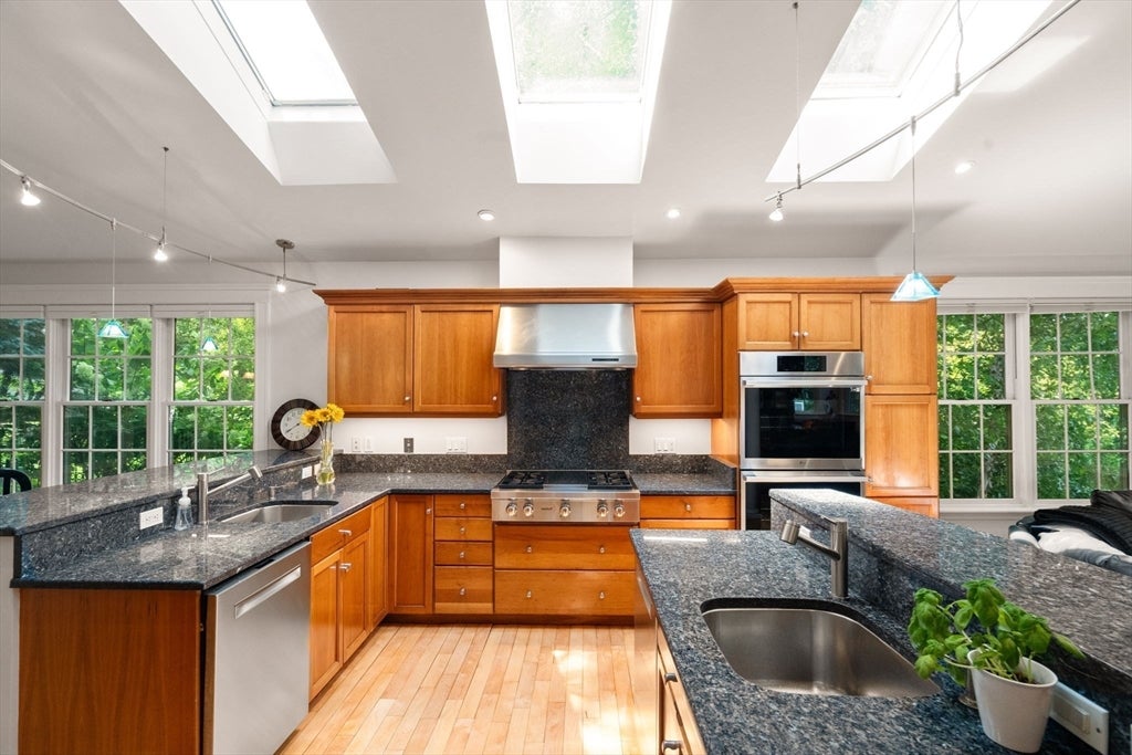 111 Clinton Road, Brookline, MA, 111 Clinton Road, Brookline, MA Photo #17