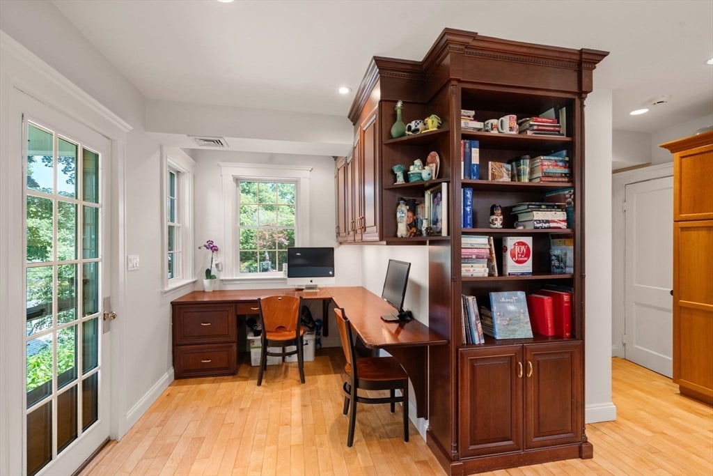 111 Clinton Road, Brookline, MA, 111 Clinton Road, Brookline, MA Photo #22
