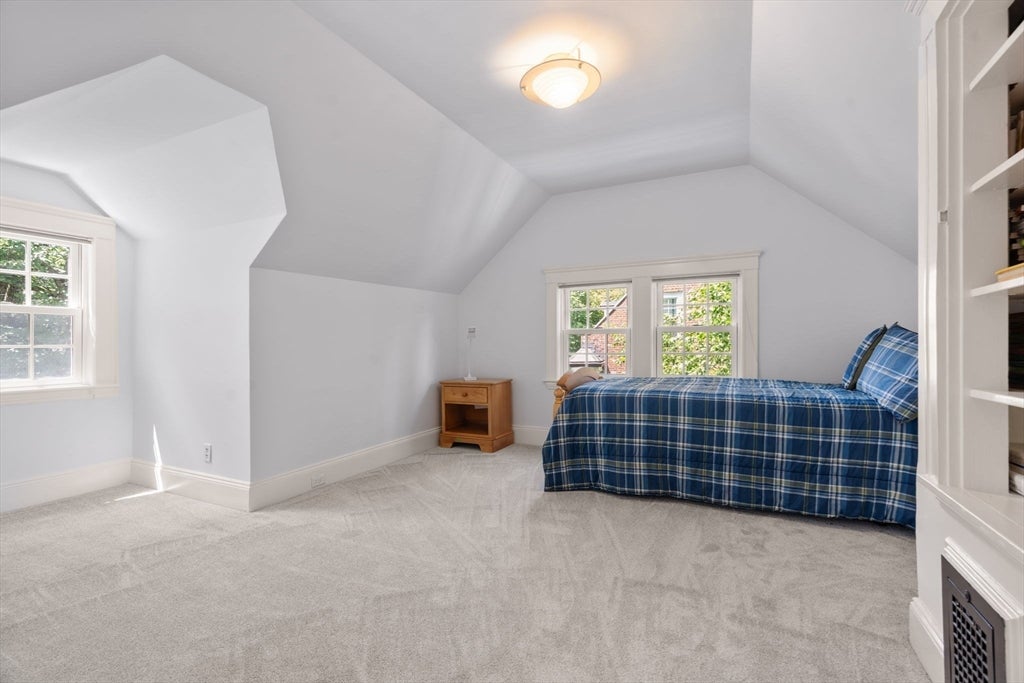 111 Clinton Road, Brookline, MA, 111 Clinton Road, Brookline, MA Photo #29