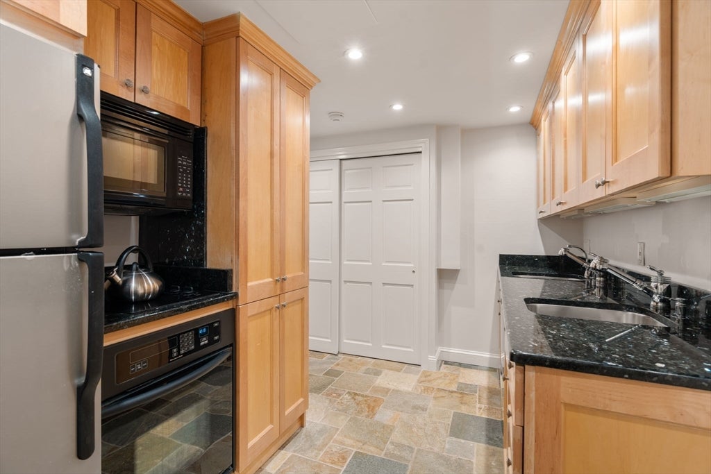 111 Clinton Road, Brookline, MA, 111 Clinton Road, Brookline, MA Photo #34