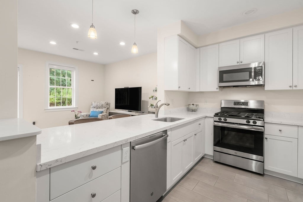 70 Endicott St 1105