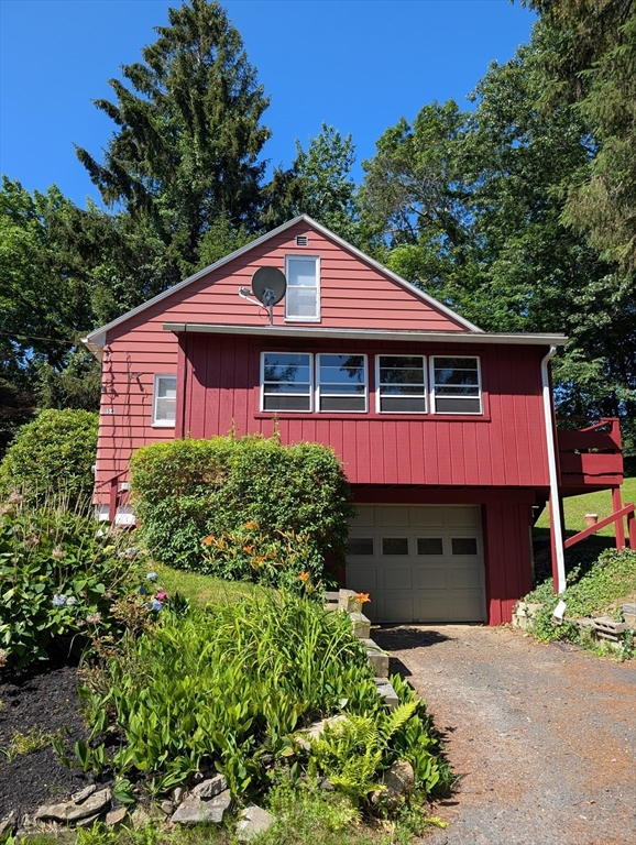 154 Rawson St