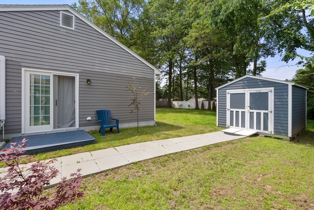 14 Melinda Ln