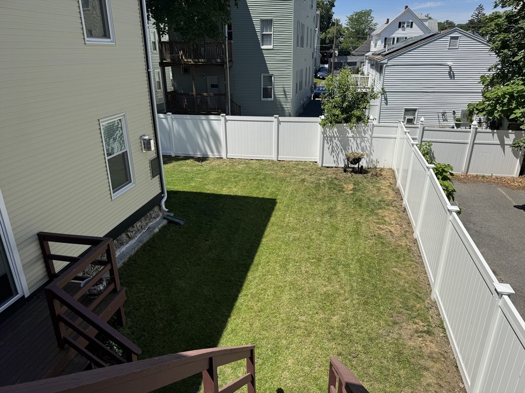 131 Laurel St C