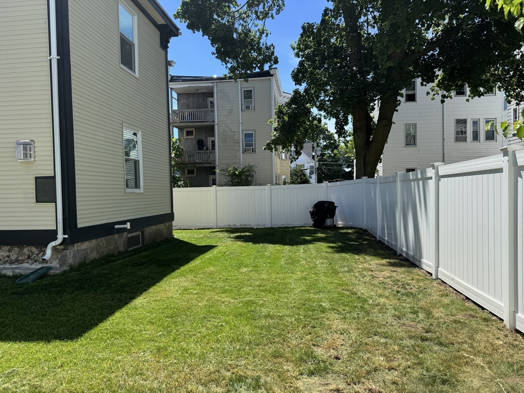 131 Laurel St C