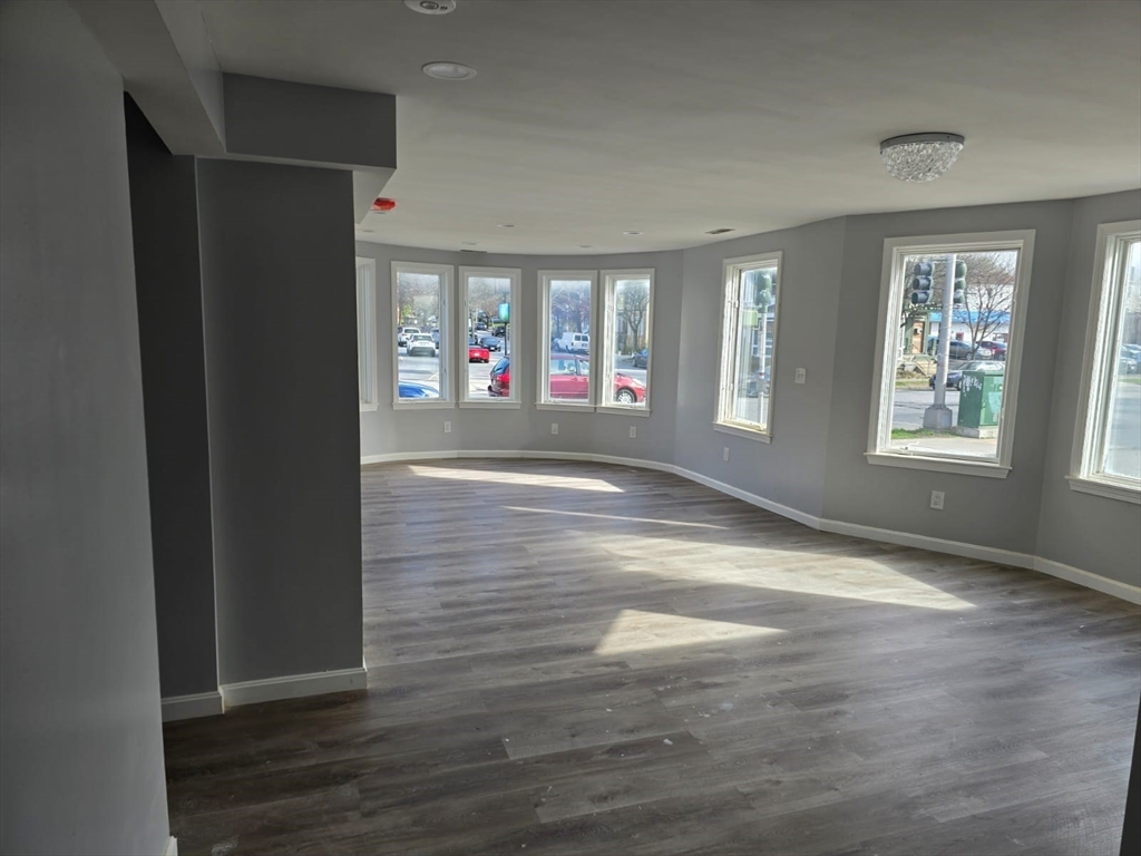 466 Park Ave 1
