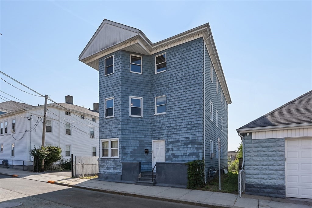 Photo of 93 Mulberry Street, Fall River, MA