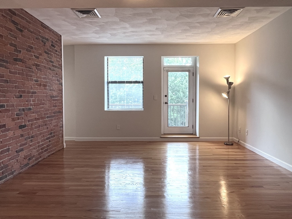 155 Kendrick Ave 306