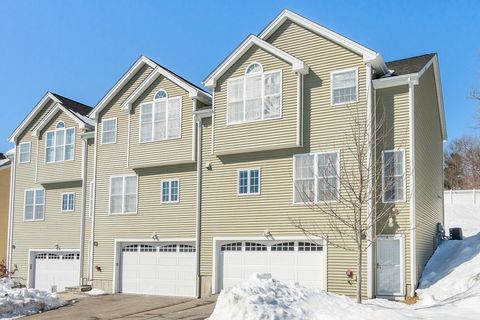 15 Dunia Lane 15 Northborough MA 01532