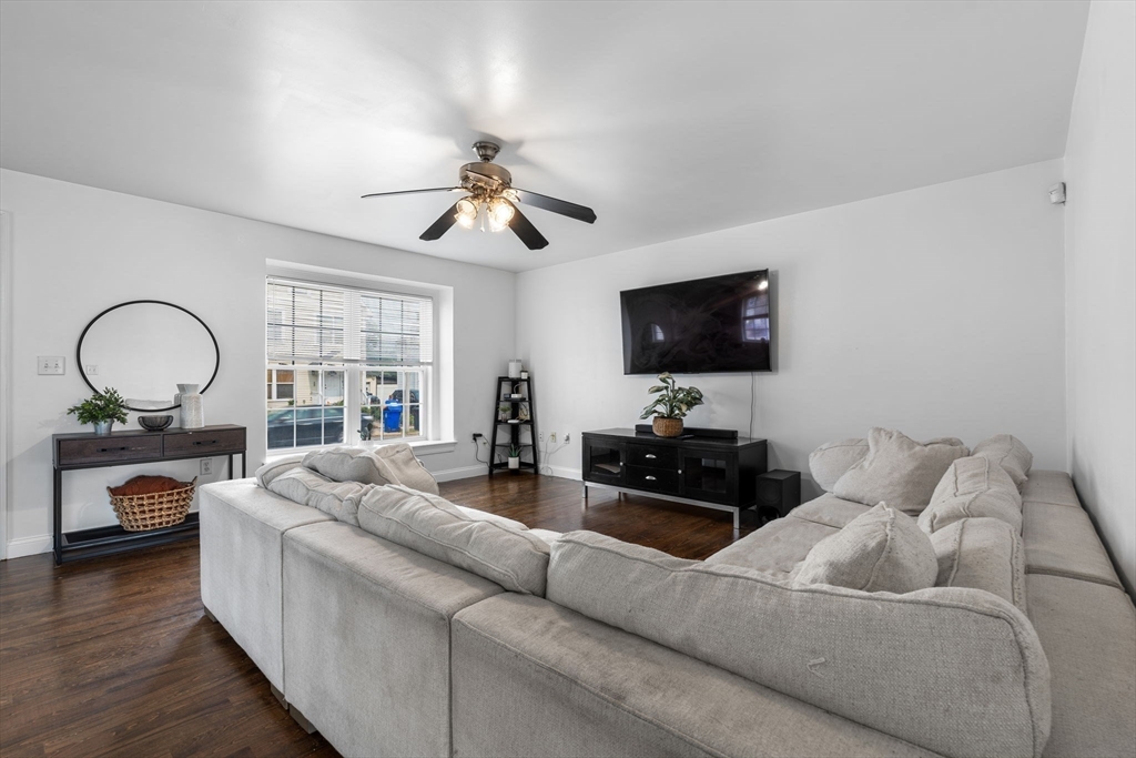 1442 Hyde Park Avenue 1442