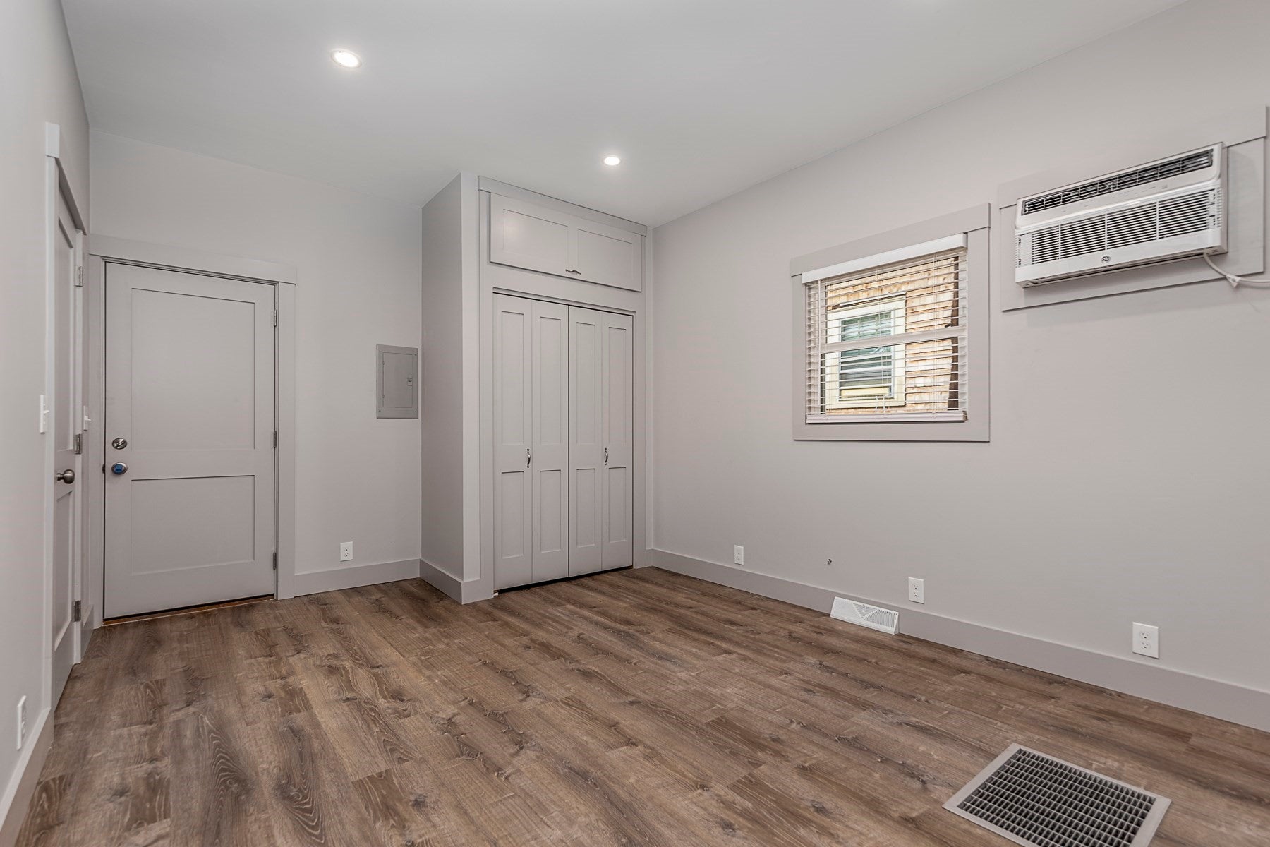 267 Humphrey Street #A, Marblehead, MA, 267 Humphrey Street #A, Marblehead, MA Photo #7