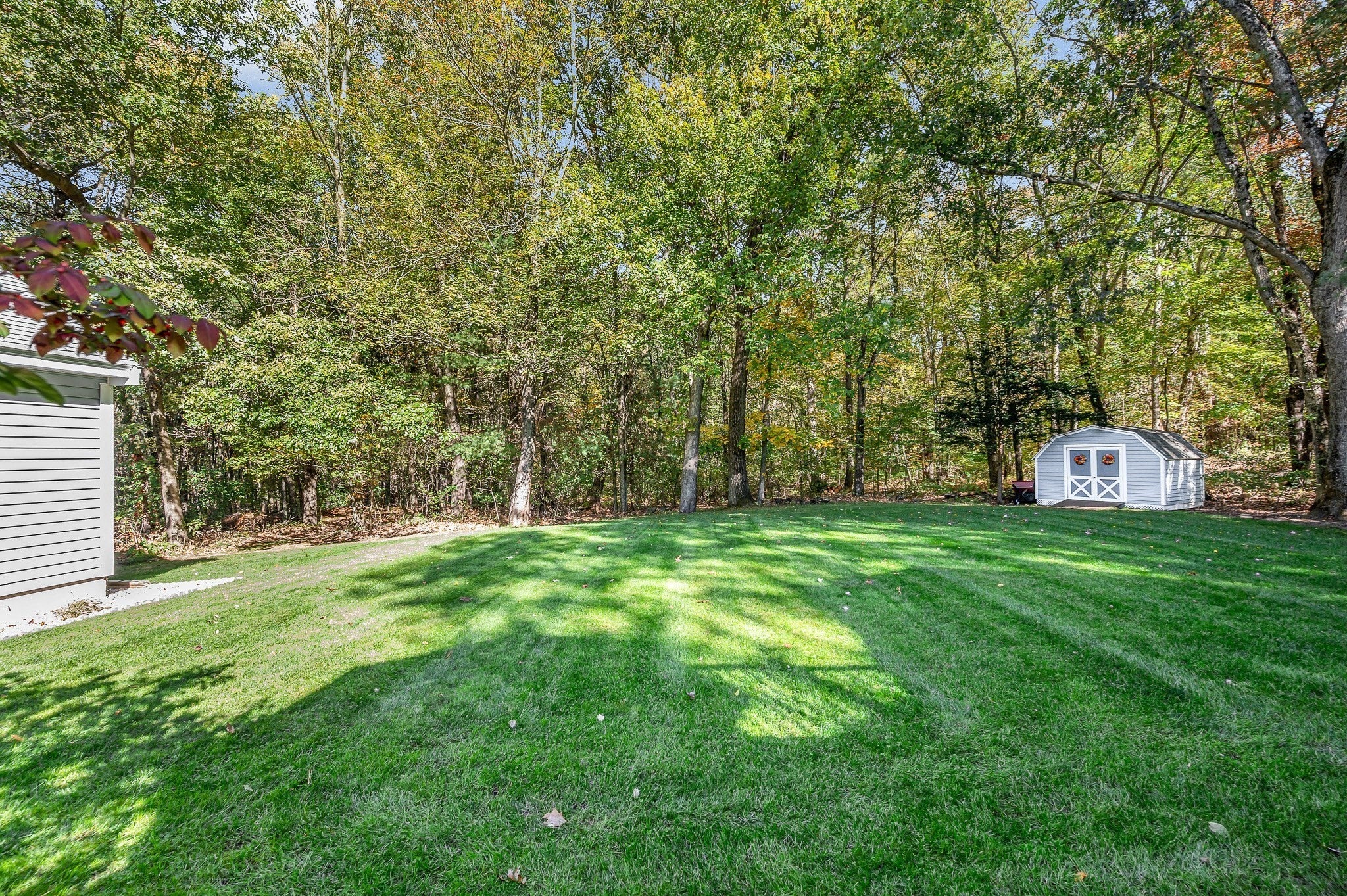 83 Black Oak Lane, Dracut, MA Photo #38