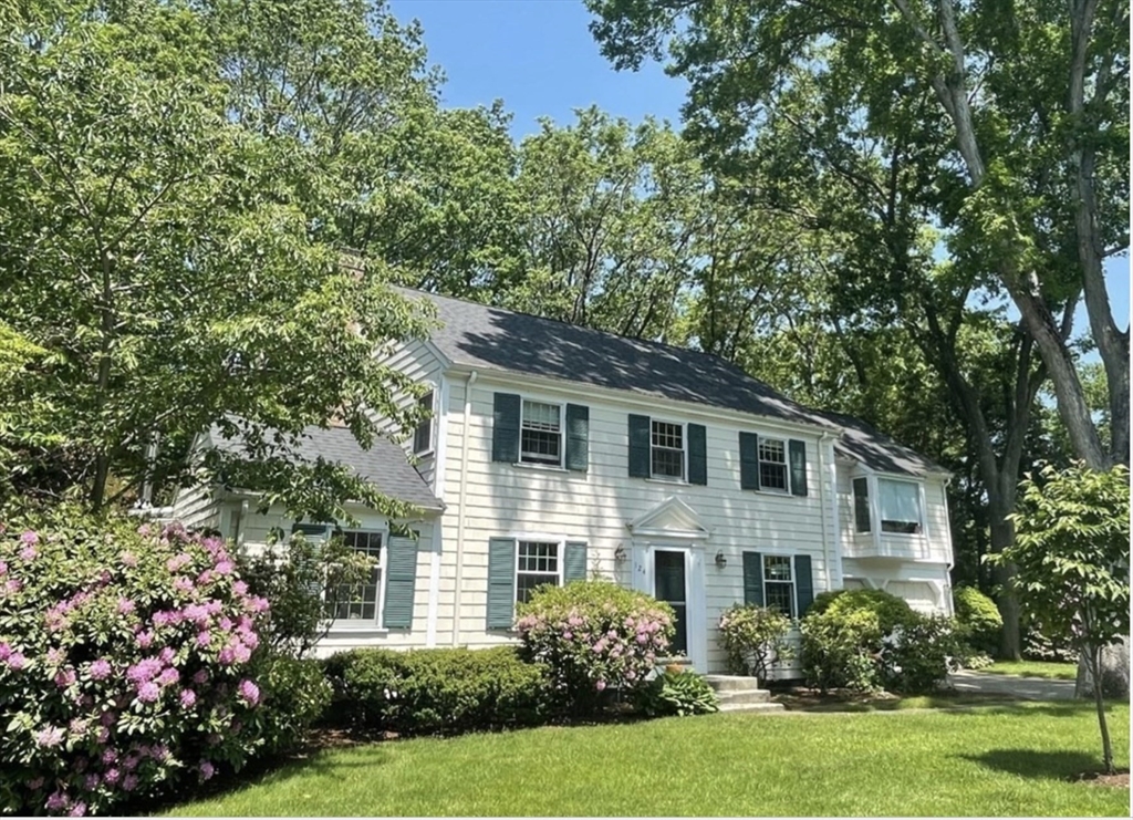 124 Pilgrim Rd