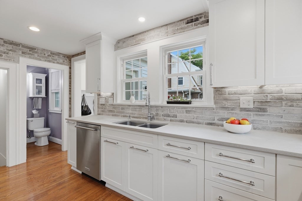 66 Damon Rd, Medford, MA, 66 Damon Rd, Medford, MA Photo #10