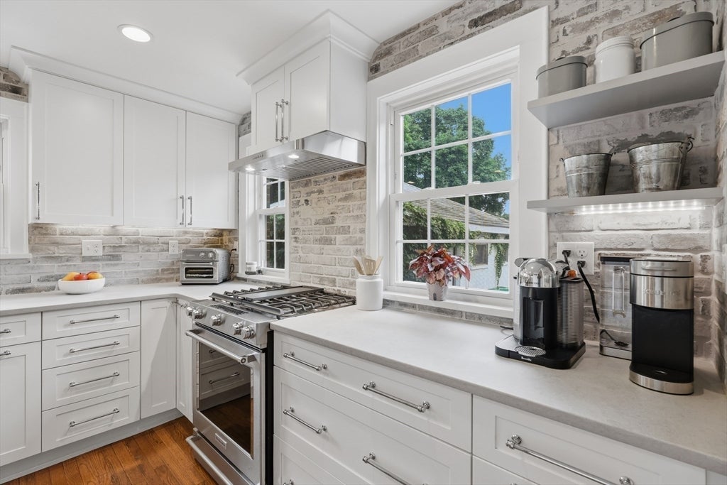66 Damon Rd, Medford, MA, 66 Damon Rd, Medford, MA Photo #9