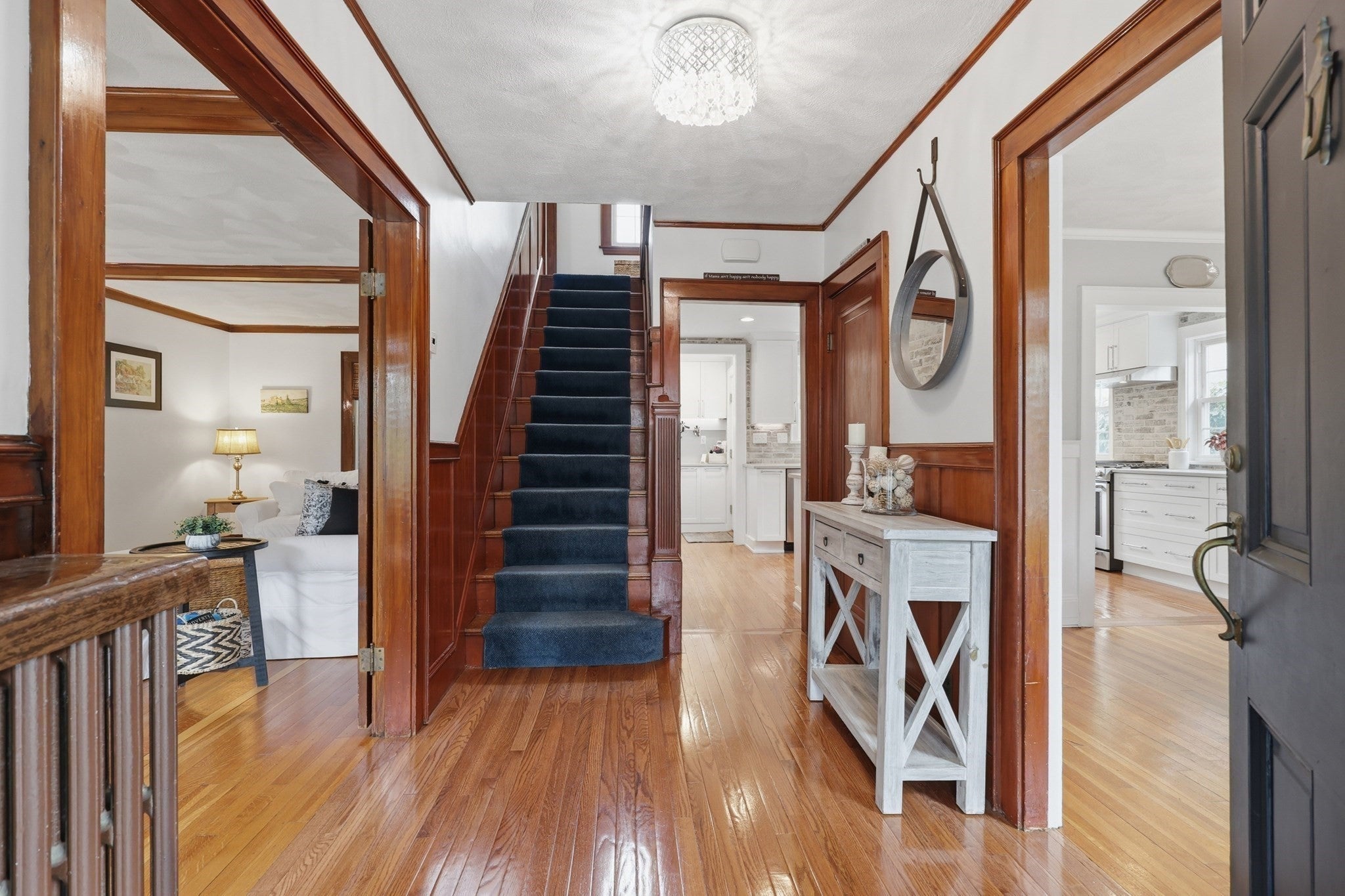 66 Damon Rd