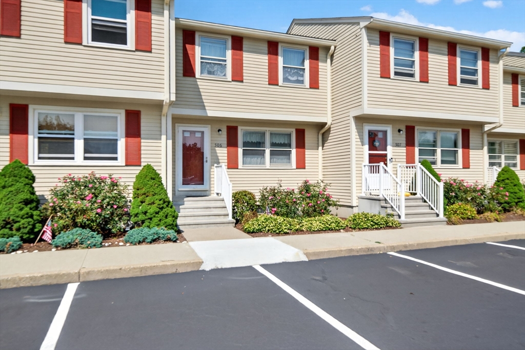 506 Ocean Meadows 506