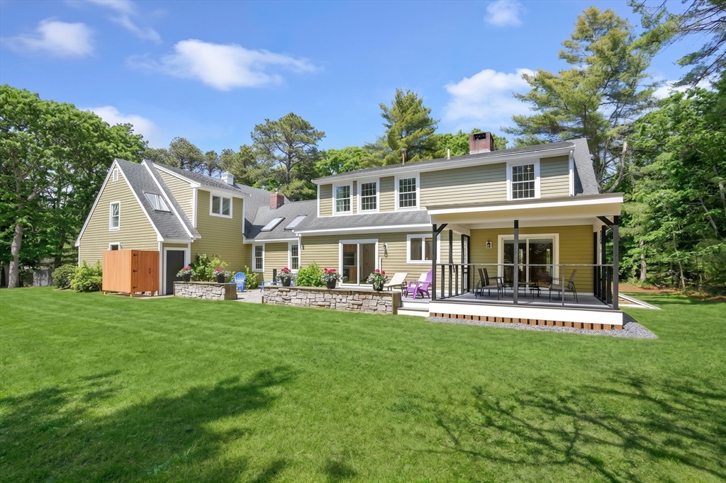 44 Tiffany Dr