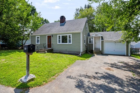 Photo of 52 Common Street #52, Braintree, MA 02184 (MLS # 73556711)