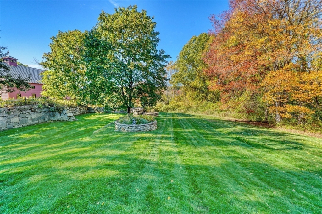 107 Westford Rd