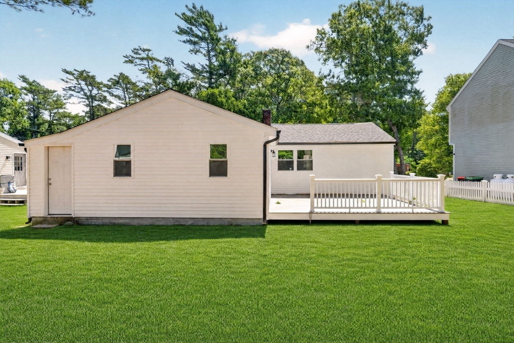 56 Buzzards Bay Dr