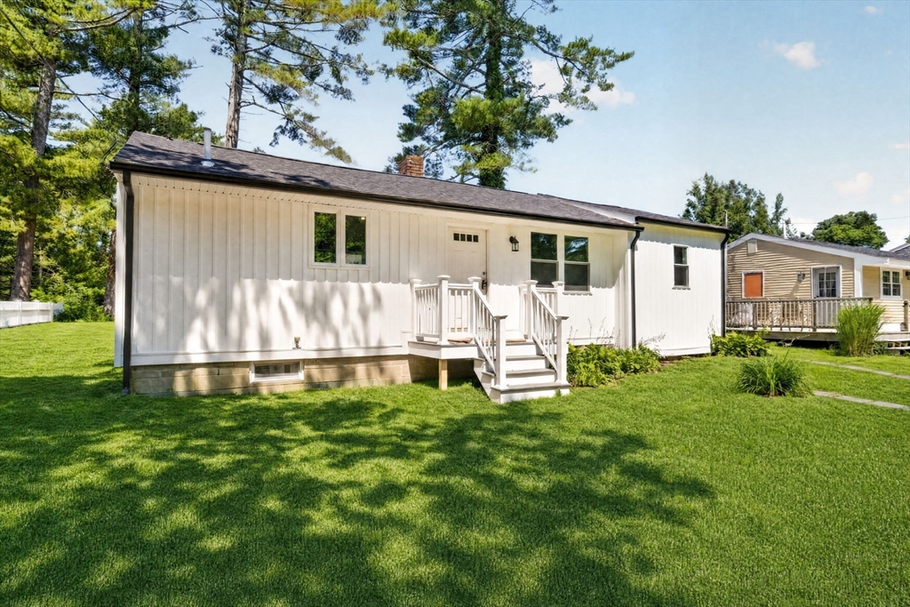 56 Buzzards Bay Dr