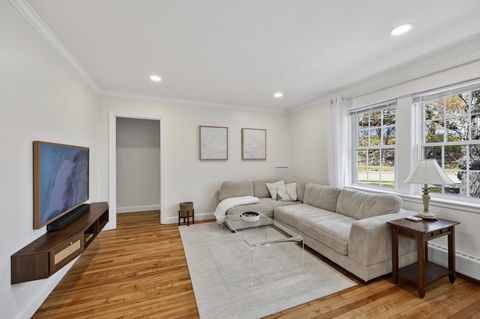 Photo of 100 Boylston St #1, Newton, MA 02467 (MLS # 73516144)