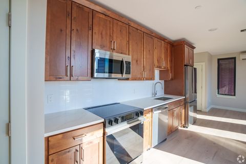 400 West Broadway 207 Boston MA 02127