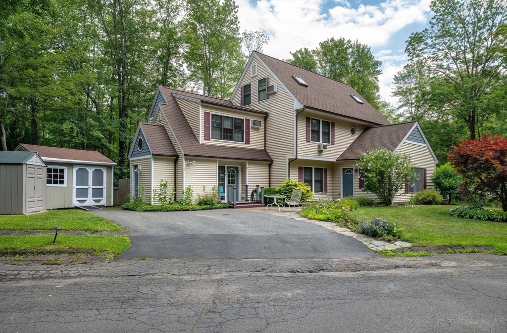 123 Maplewood Circle