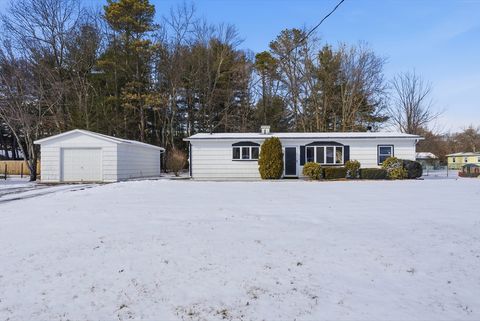 Photo of 37 Sun Valley Rd, Holyoke, MA 01040 (MLS # 73471843)