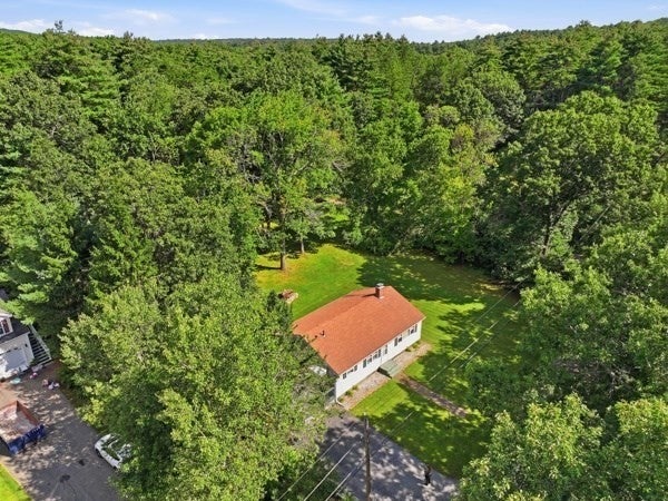 42 Lakeview Dr, West Brookfield, MA, 42 Lakeview Dr, West Brookfield, MA Photo #2
