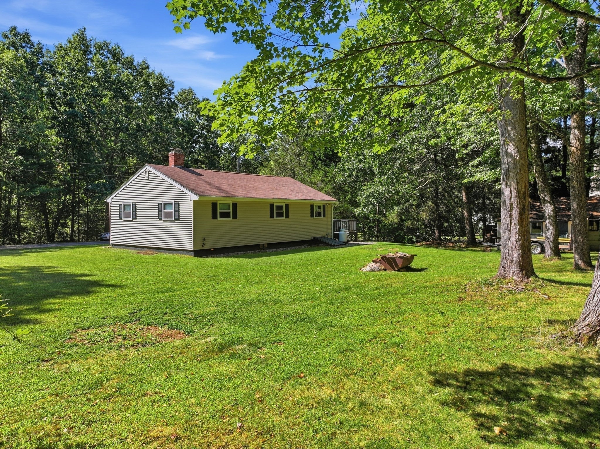42 Lakeview Dr, West Brookfield, MA, 42 Lakeview Dr, West Brookfield, MA Photo #3