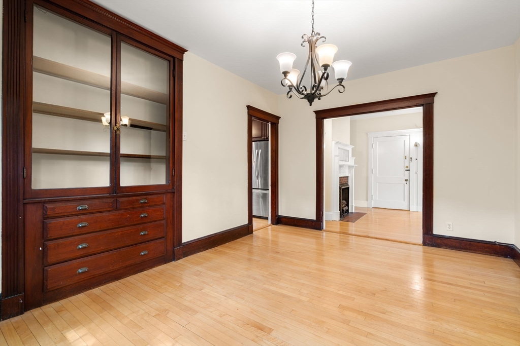 12 Merrill Street