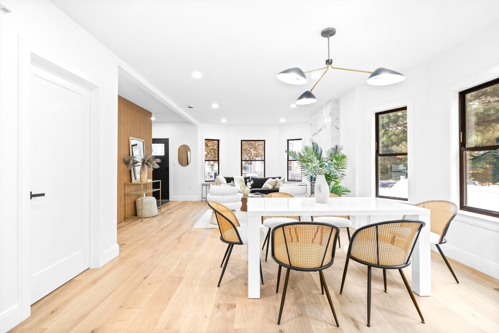 42 Bower St, 1