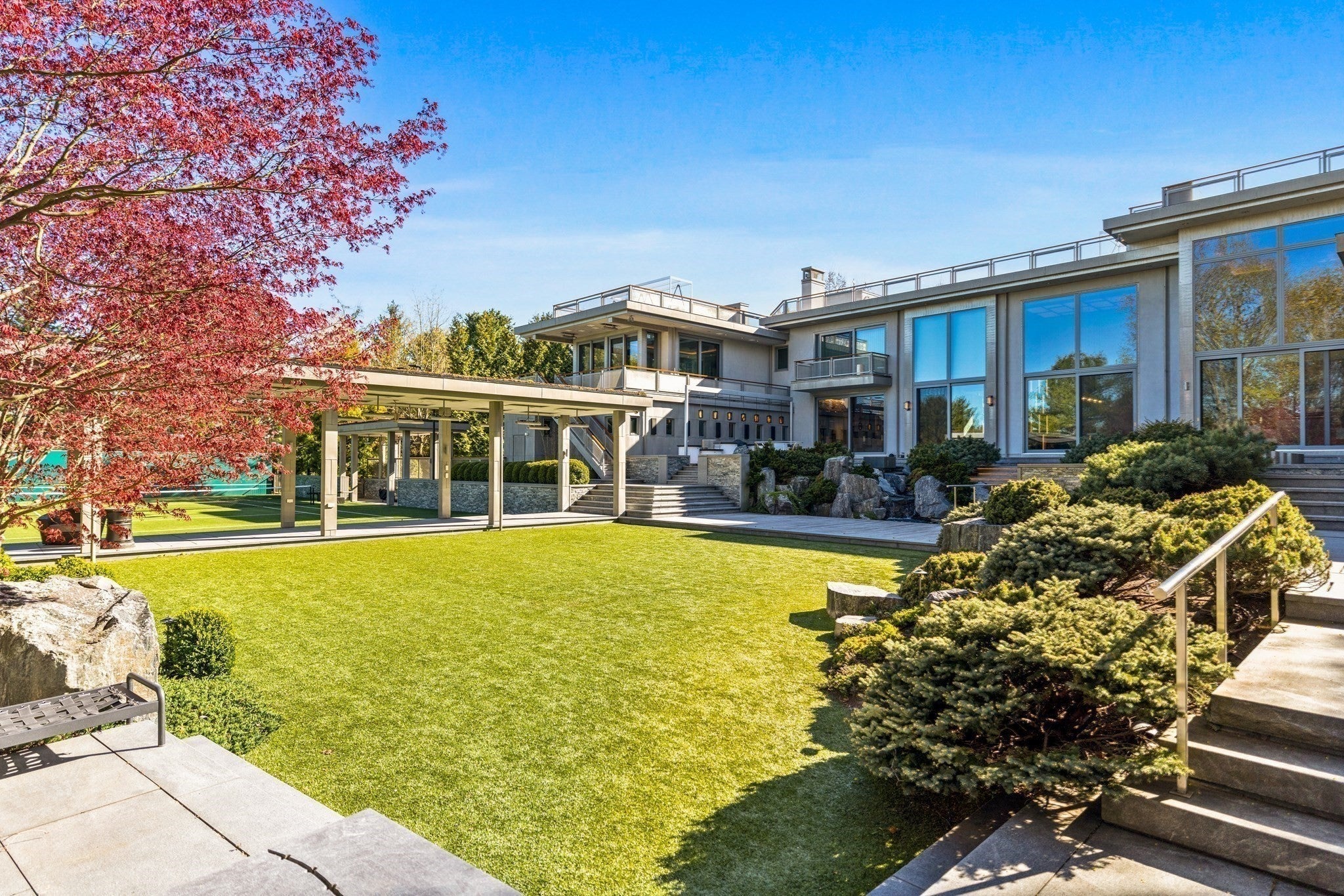 55 Singletree Rd, Brookline, MA Photo #32