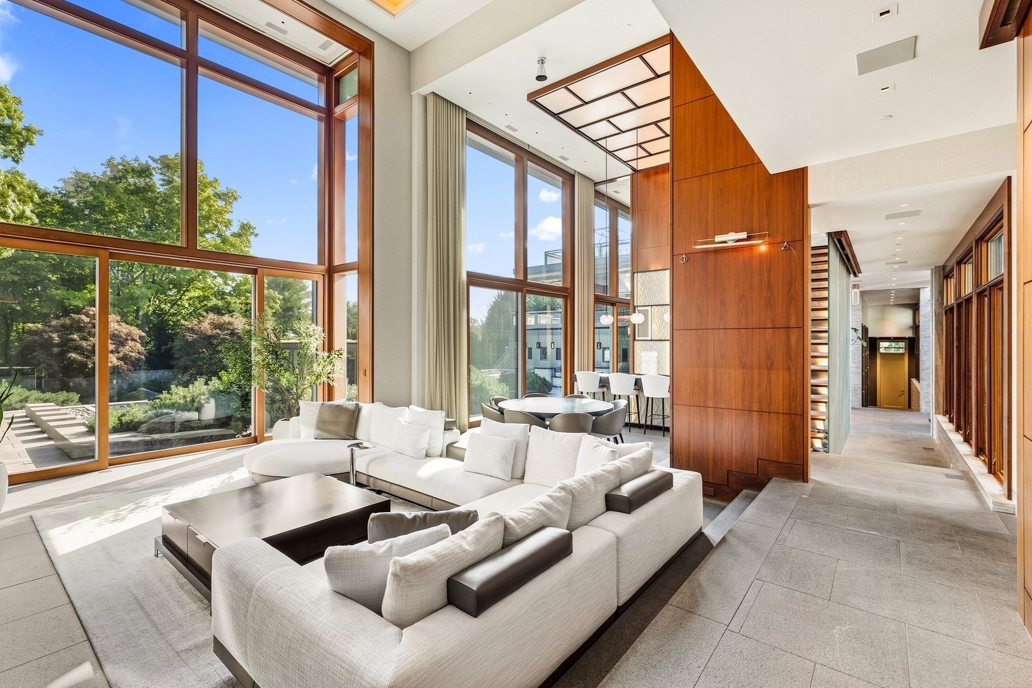 55 Singletree Rd, Brookline, MA Photo #6