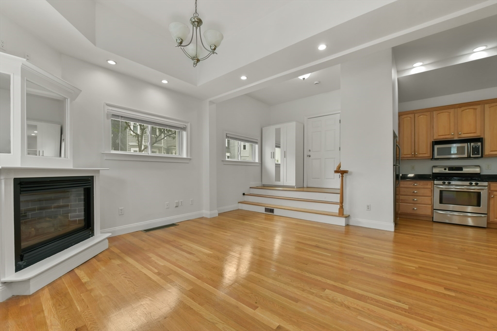 183 L St 1