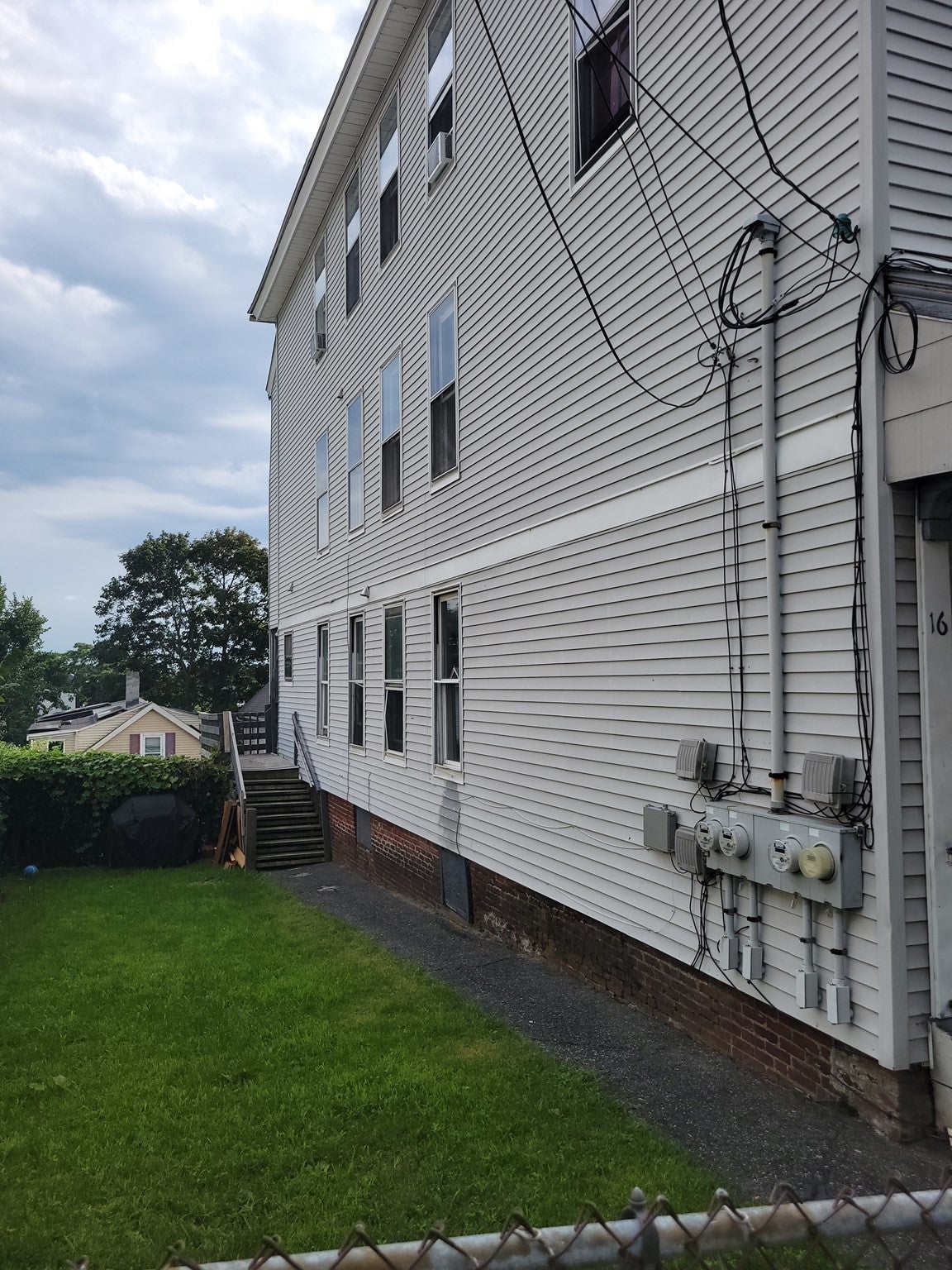 16 Reservoir St, Worcester, MA, 16 Reservoir St, Worcester, MA Photo #3